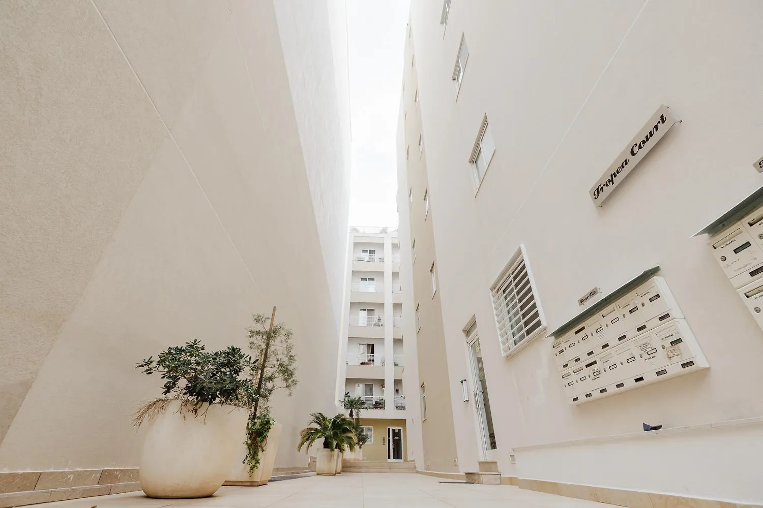 Tropea Court Sliema Apartment 6A By Homely Malta