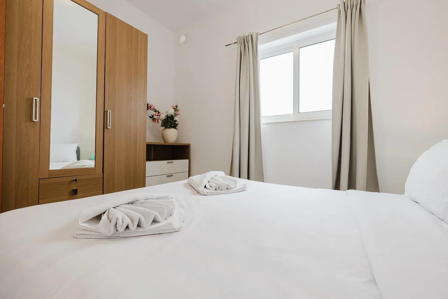 Tropea Court Sliema Apartment 6A By Homely
